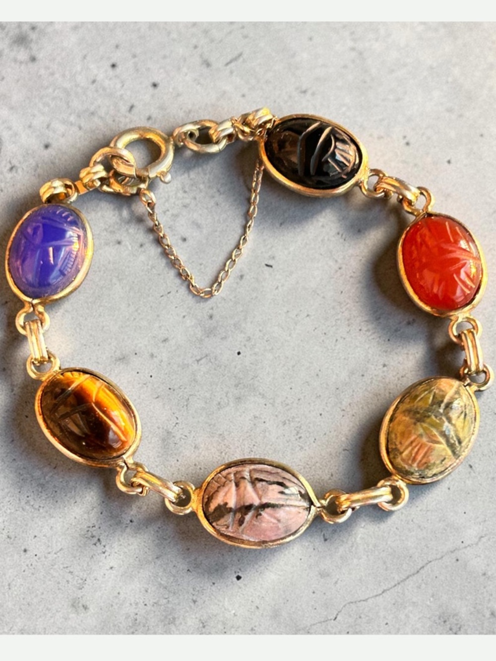 Vintage 1950’s 1/20 12k GF Carved Gemstone Scarab Bracelet Safety Chain